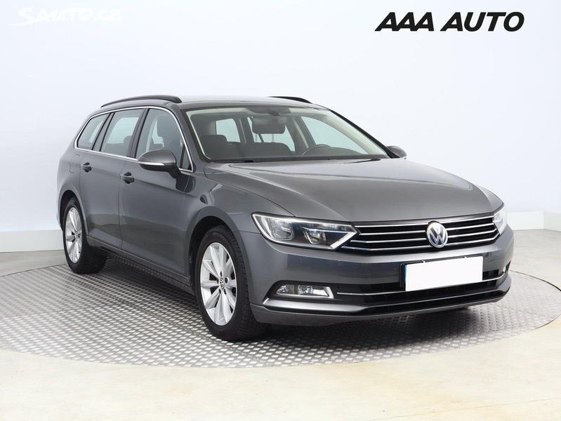 Volkswagen Passat, 2.0 TDI, Comfortline, Navi